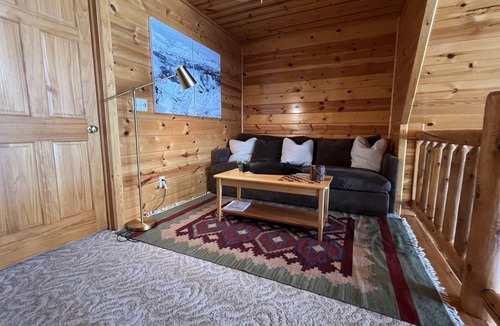 Tomahawk Cabin | Clear Lake Cabin & Sandy Beach close to Tomahawk
