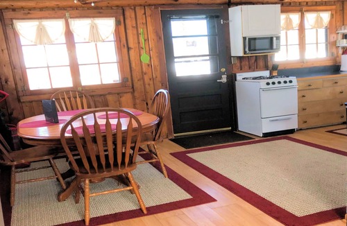 West Branch Hotel | Clear Lake Resort
