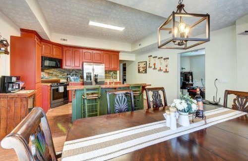 Cleveland House | Cleveland Cabin w/Private Hot Tub ~ 7 Mi to Helen