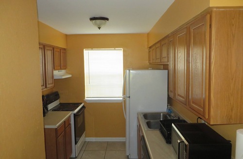 Kenner - Louis Armstrong International Airport Apartment | Close to Airport and Store