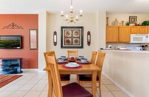 West Kissimmee House | Close to Disney 3 bedroom 2.5 bath-Unit 22 Emerald