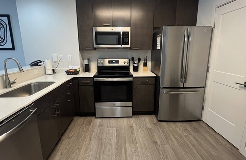 Four Corners Hotel | Close to Disney! 3-bedroom hotel in tranquil Winter Garden