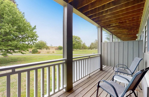 Baneberry House | Close to Douglas Lake, Picnic Area, Gym, Dog Friendly