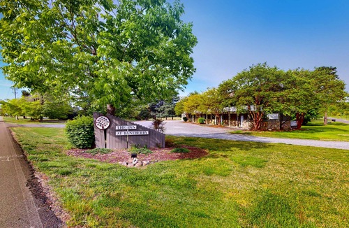 Baneberry House | Close to Douglas Lake, Picnic Area, Gym, Dog Friendly