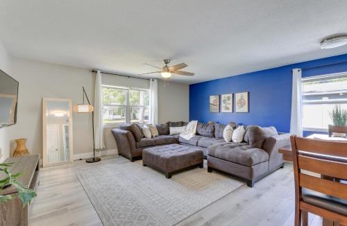 Indian Beach Sapphire Shores House | Coastal Sarasota Condo: Minutes to Beach!