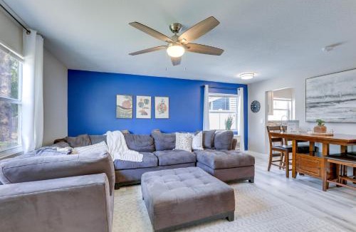 Indian Beach Sapphire Shores House | Coastal Sarasota Condo: Minutes to Beach!