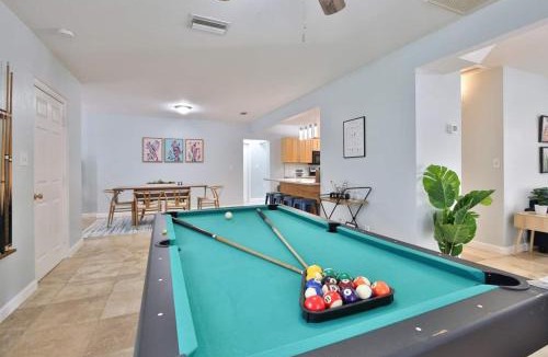 Trailer Estates Villa | Coastal Villa w Amazing Courtyard - Splash Pad!