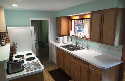 Pentwater House | "Coho Cottage" Village of Pentwater