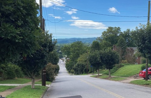 North Wilkesboro House | Colonial house in downtown N Wilkesboro NC with fireplace