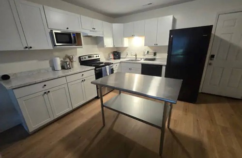 Spartanburg House | Comfort 3bd 2ba, Heart of Spartanburg!