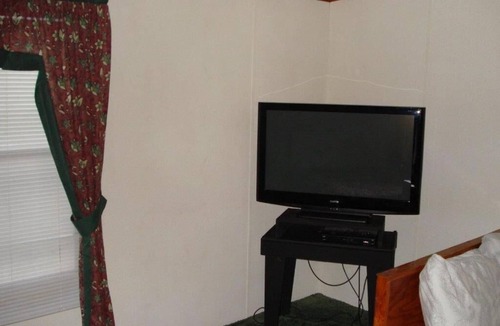 Thayer Hotel | Comfort Green Motel