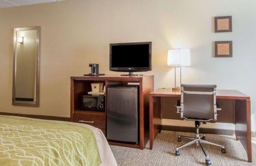 Pioneer Hotel | Comfort Inn at Royal Blue