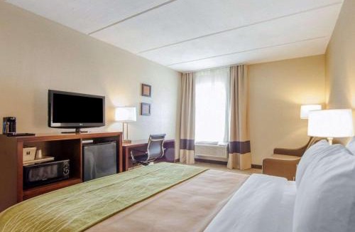 Pioneer Hotel | Comfort Inn at Royal Blue