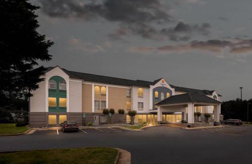 Ruther Glen Hotel | Comfort Inn Ruther Glen near Kings Dominion