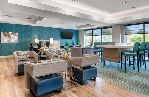 Clarksville Hotel | Comfort Inn & Suites Clarksville - Louisville North