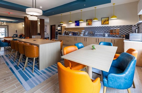 New Iberia Hotel | Comfort Inn & Suites New Iberia - Avery Island