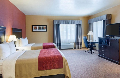 Thornhill Hotel | Comfort Inn & Suites Orange - Montpelier