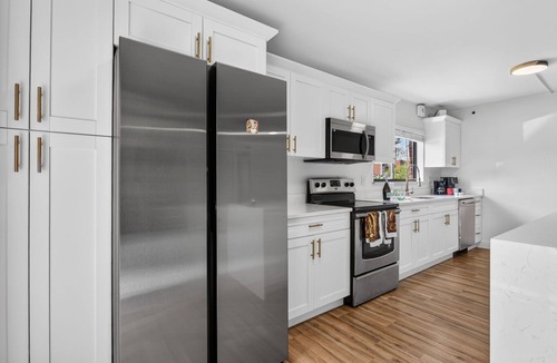 Fort Myers House | Comfortable Fort Myers Townhome · Pool · Downtown