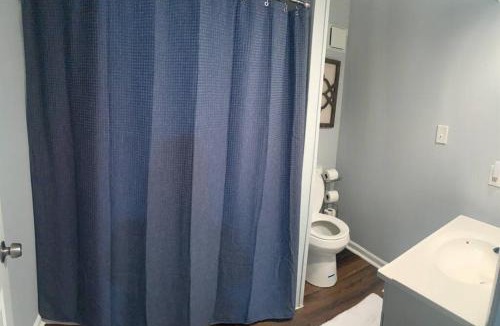 Springboro House | Comfortable Two Bedroom on Royal in Springboro