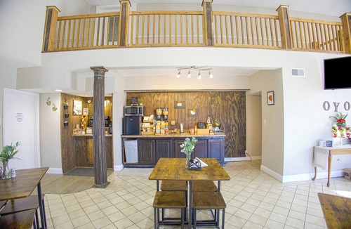 Brownsville Hotel | Comfy Brownsville Getaway with Free Wi‑Fi, Parking, and Quick Access to I‑40