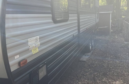 Bryant Pattengill East House | Comfy RV in the Heart of the City!n