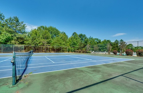 Conestee Cottage | Community Pool/Close to Downtown Greenville