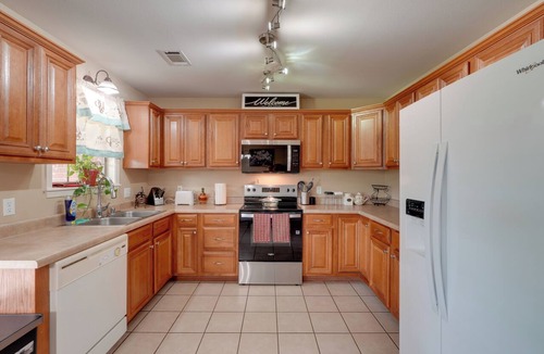 Russellville House | Commute to ANO & Hike Nearby! Russellville Home