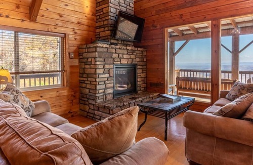 Ponca Condo | Compton Mountain Cabin w/Big Mountain Views
