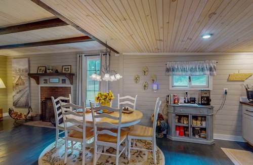 Tellico Plains House | Connie's Retreat Coker Creek