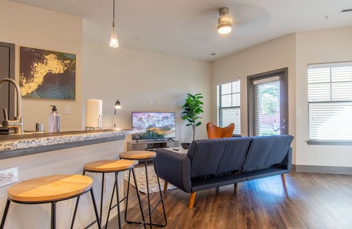 Hurstbourne Apartment | Contemporary 1BR Suite | Pool, Parking + Gym D