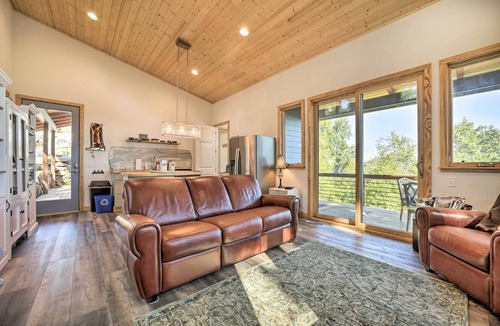 Waynesville House | Contemporary Home w/Deck & Mountain Views!