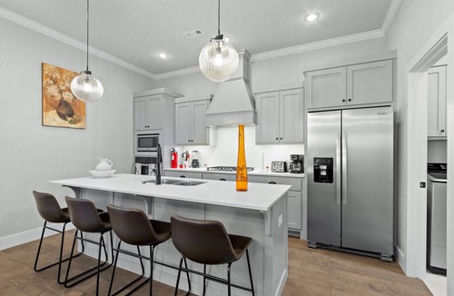 Fayetteville House | Conveniently Located close to University of Arkansas & Main Attractions