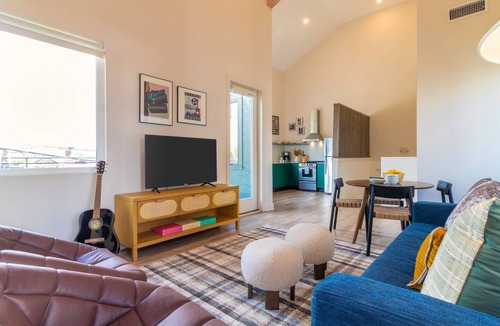 Buena Vista Apartment | Conway 116 by AvantStay | Stylish 2BDR in Downtown, Mins to Broadway