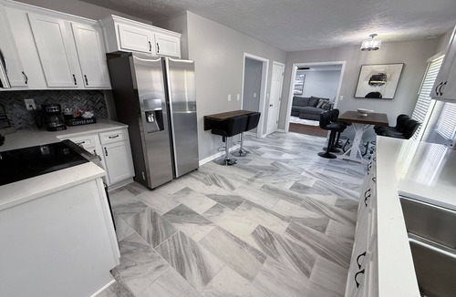 Cordova House | Cordova Luxe - Newly Remodeled 5BR -Near Wolfchase