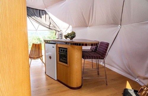 Boyne Falls Cabin | Cosmic Intimacy: Geodesic Dome Escape for Couples in a Dreamy Michigan Setting