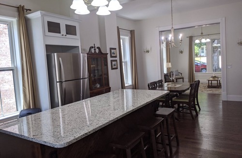 Cape Girardeau House | Cottage at the Market in Historic Downtown Cape Girardeau