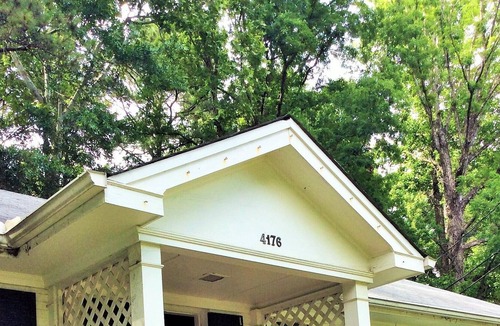 Crestline Heights Cottage | Cottage - Central location -Great for small family and friends. DISCOUNTS AVAIL!