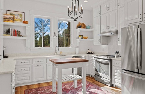 Cameron House | Cottage in the Country