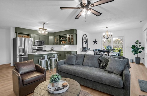 Etowah Cottage | Cottage On The Green - Par-3 Golf Mountain Retreat
