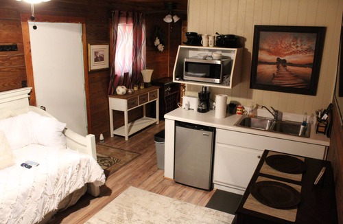Covington Apartment | Country Atmosphere in Covington 5 minutes from downtown
