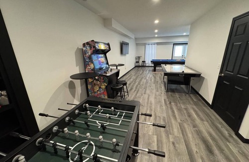 Fairview  Highland County House | Country Cornerstone Retreat, Pool | Game Room | Theater | Hot Tub | Massage