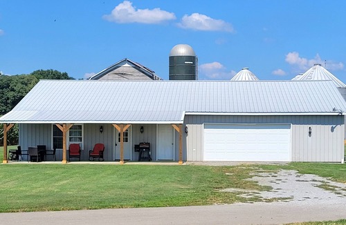 Morganfield House | Country home getaway; great for nature lovers!
