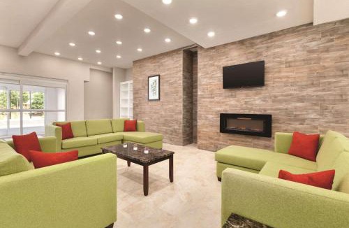 Greensboro Hotel | Country Inn & Suites by Radisson, Greensboro, NC