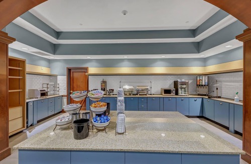 Hoschton Hotel | Country Inn & Suites by Radisson, Braselton, GA