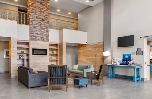Bowling Green Hotel | Country Inn & Suites by Radisson, Bowling Green, KY