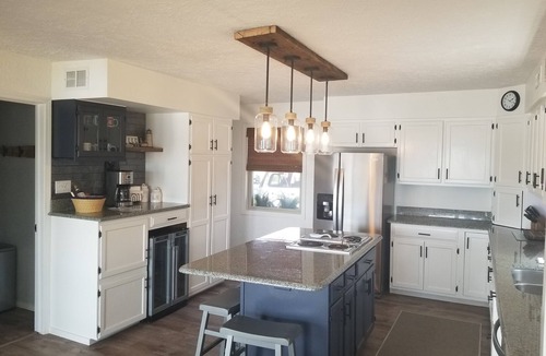Plainwell House | Country lake get away from sunrise to sunset