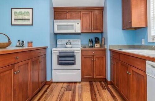 Lexington House | Country living in a private setting, The Loft at Springhouse Farm