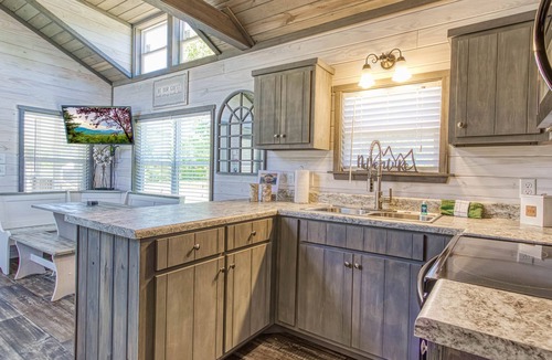 Sevierville Cottage | Country Living in a Tiny Home!
