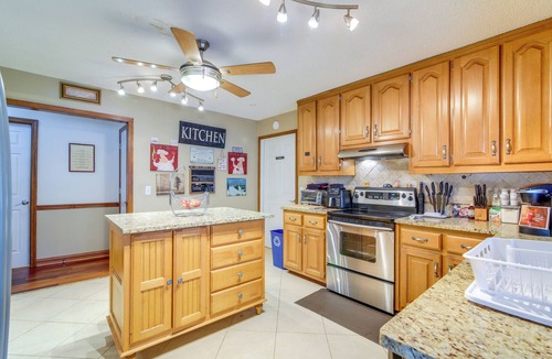 Suwanee Apartment | Country Living with Everything You Need Close By