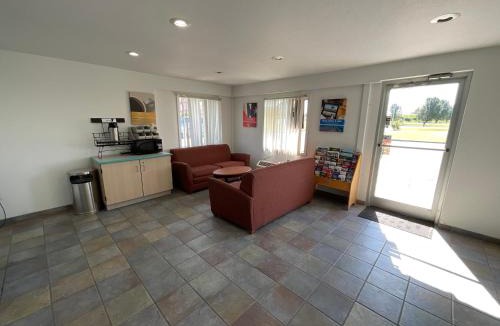 Miner Hotel | Country Yard Inn Sikeston - Miner Exit 67 on I-55